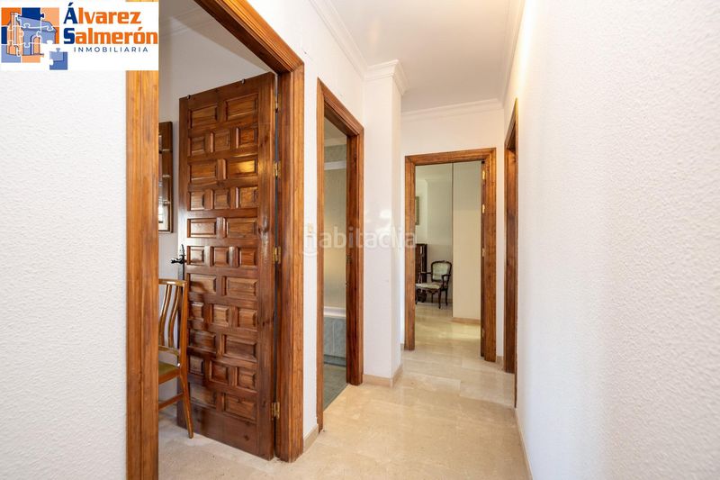 Foto 52f03576-64e9-48c2-96e9-02b959a46b4c. Xalet amb aparcament piscina a Ogíjares