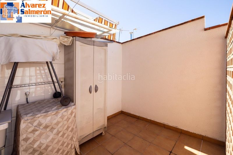 Foto 5908448f-b280-40cb-9460-738d9219828c. Casa adossada amb calefacció aparcament a San Ildefonso Granada