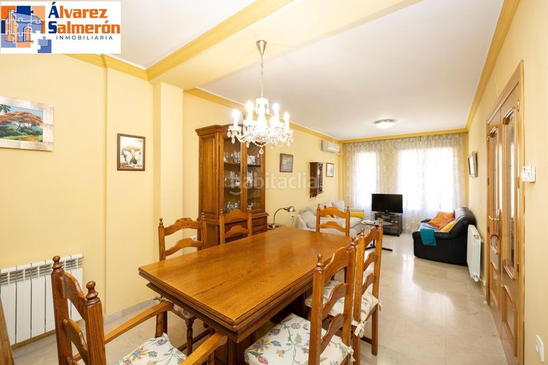 Foto 5aa9e191-c3ae-4e97-ae68-5be25f187029. Casa adossada amb calefacció aparcament a San Ildefonso Granada