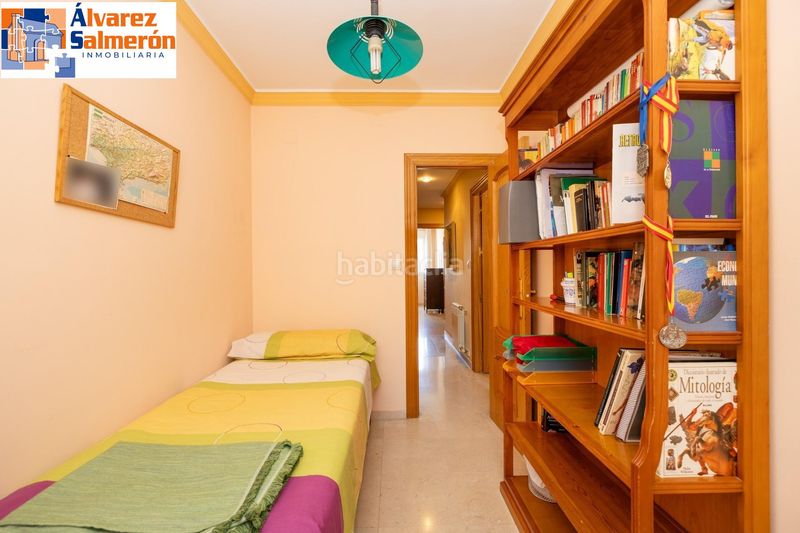 Foto 62bd1cd9-1df6-46e6-9160-87a73786e68d. Casa adossada amb calefacció aparcament a San Ildefonso Granada