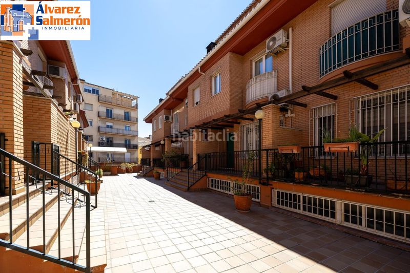 Foto c8b1ca83-7924-482f-9195-2a07abd23d37. Casa adossada amb calefacció aparcament a San Ildefonso Granada