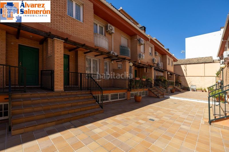 Foto ddc45201-4469-4f9a-8121-240e006710a0. Casa adossada amb calefacció aparcament a San Ildefonso Granada