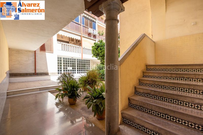 Foto 4993dde6-cd5d-4b95-8aa1-96356741c94d. Pis amb aparcament a San Matías - Realejo Granada