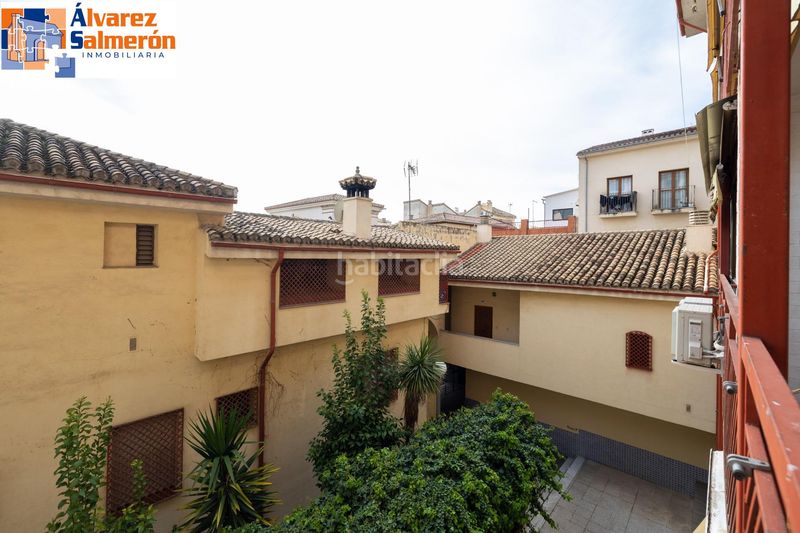 Foto 79fea738-f732-4c89-82ba-625af29c978e. Pis amb aparcament a San Matías - Realejo Granada