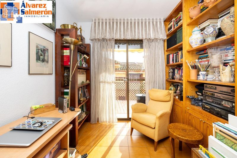 Foto 9b0c0edc-f866-407a-b206-d2021ec11189. Pis amb aparcament a San Matías - Realejo Granada