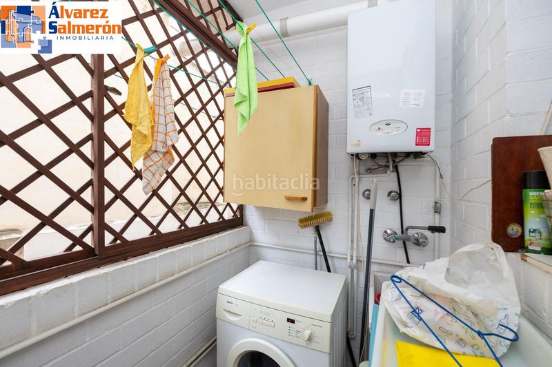 Foto a680a323-2ba1-4a4d-9669-21d96ac2d15d. Pis amb aparcament a San Matías - Realejo Granada