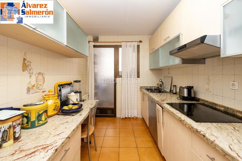 Foto cba6427f-399c-482d-9545-5eb658c7e163. Pis amb aparcament a San Matías - Realejo Granada