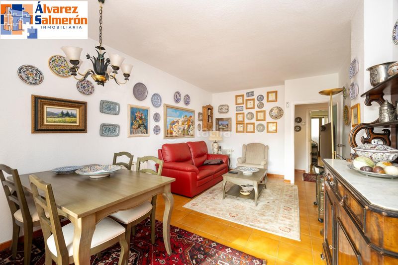 Foto cf8a1284-9e7c-4759-99ab-5ce8dcf1603d. Pis amb aparcament a San Matías - Realejo Granada