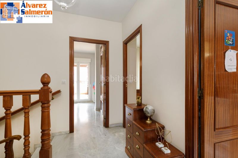 Foto 30b8a4f5-f569-4def-a62e-f7c5292859d2. Casa adossada amb aparcament a Angustias - Chana - Encina Granada