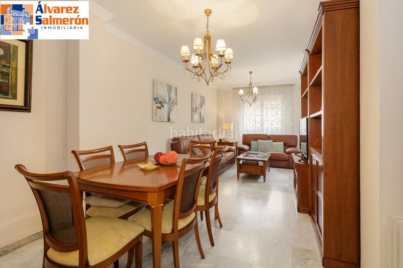 Foto 5a18e266-168c-4861-b803-f60035e89ac4. Casa adossada amb aparcament a Angustias - Chana - Encina Granada