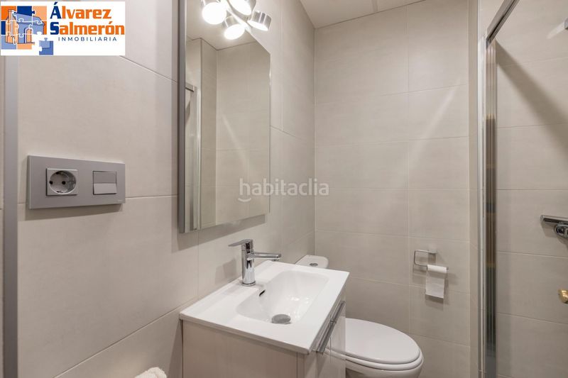 Foto 7d8ac57d-bde2-4f27-898b-aed25731df9b. Casa amb aparcament piscina a Barrio de Zaidín Granada