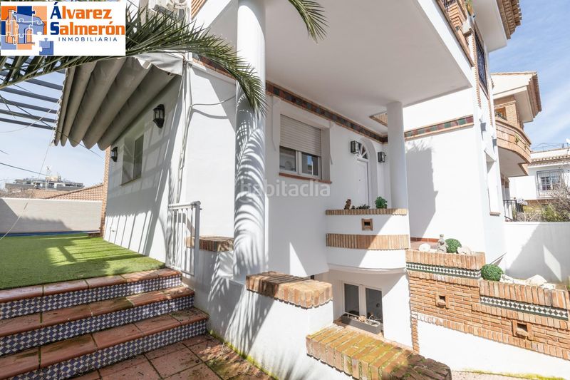 Foto 8241f8a4-9758-4cd0-96c4-326c4cae8ef6. Casa amb aparcament piscina a Barrio de Zaidín Granada