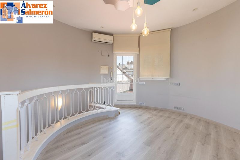 Foto c2d530c0-3233-4d24-b86e-b8128d0e3acd. Casa amb aparcament piscina a Barrio de Zaidín Granada