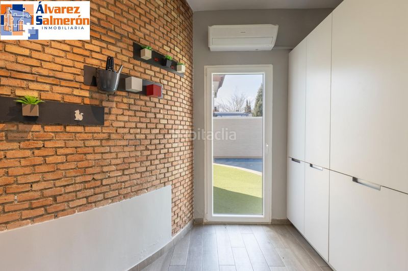 Foto ca41d589-fc25-4c4c-9642-e9f459a56100. Casa amb aparcament piscina a Barrio de Zaidín Granada