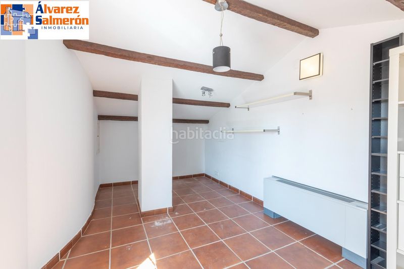 Foto cbbcb5ca-90e4-43cf-8c45-311d6a0f7756. Casa amb aparcament piscina a Barrio de Zaidín Granada