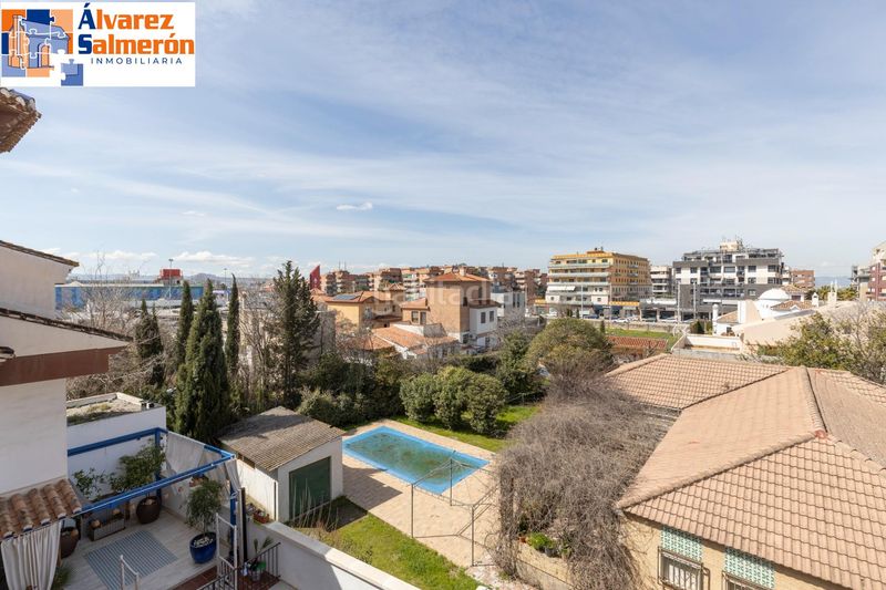 Foto ee151206-dd3f-4c79-97df-133bf069cef4. Casa amb aparcament piscina a Barrio de Zaidín Granada