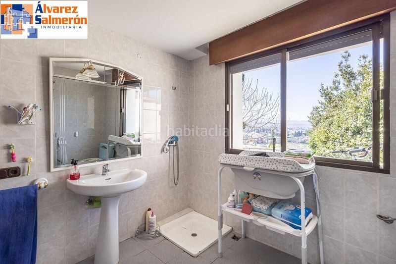 Foto 1d86173e-f7ac-4fbc-960b-721d01182f2c. Casa amb aparcament a Barrio de la Vega Monachil