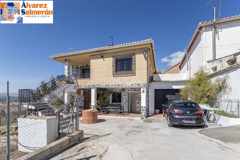 Foto 6f71f03e-05a9-4aff-87da-8fdf578b9c59. Casa amb aparcament a Barrio de la Vega Monachil