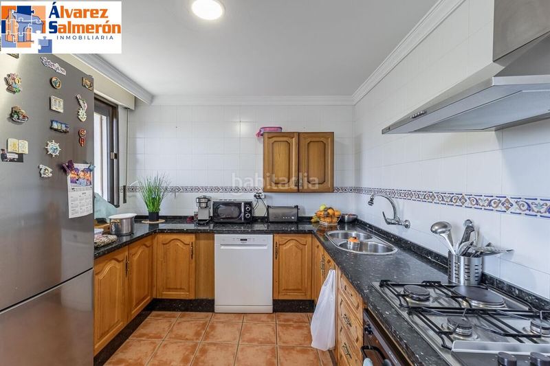 Foto a23cee6b-a725-4e81-9a6f-929629462785. Casa amb aparcament a Barrio de la Vega Monachil