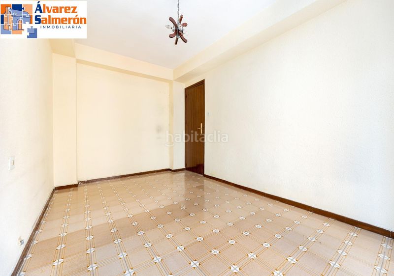 Foto 48da204c-1bd0-4f74-a65f-6636f5d44bfa. Pis a Barrio de Zaidín Granada