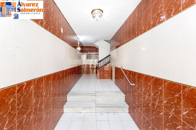 Foto b6c5321b-01cc-4a75-b72d-21323c8cb46f. Pis a Barrio de Zaidín Granada