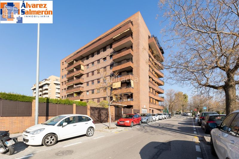 Foto 60e69a34-0bfd-4d34-af17-706f92144162. Pis amb calefacció aparcament piscina a Rosaleda - Juventud Granada