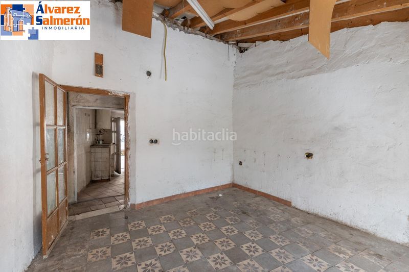 Foto 0a56243e-9c3a-49f1-a828-1b68ebb22e4c. Casa amb aparcament a Bola de Oro Granada
