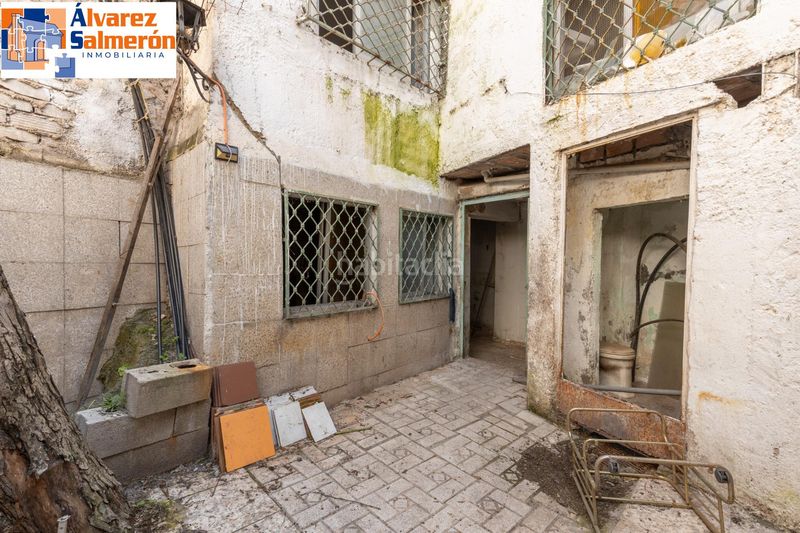 Foto 44865f97-e444-4b28-b311-162ee8938ee9. Casa amb aparcament a Bola de Oro Granada