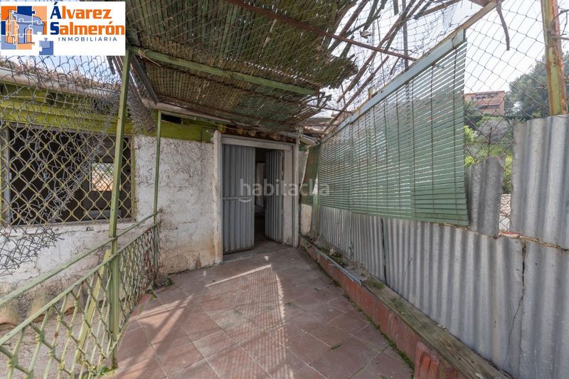 Foto 5d0756b7-c0a3-4593-b30b-873a701cb9cb. Casa amb aparcament a Bola de Oro Granada