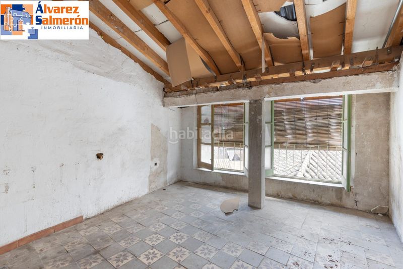 Foto 60ab0a29-0cda-473c-80af-03a98218b09f. Casa amb aparcament a Bola de Oro Granada