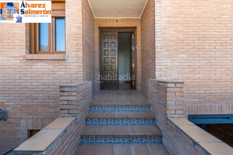 Foto 0db0d0ee-4e11-4ec2-a06e-13a34a46c970. Casa amb calefacció aparcament a Peligros