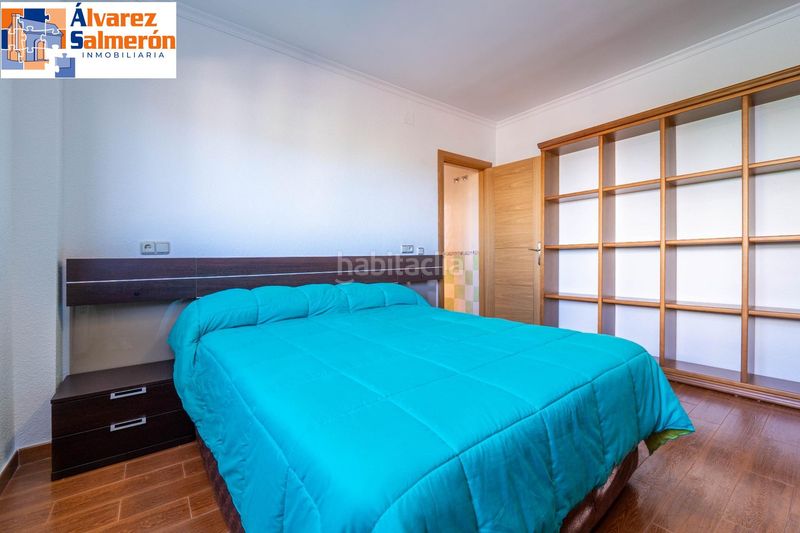 Foto 15b907fb-b799-4046-8999-38d7514cbd10. Casa amb calefacció aparcament a Peligros