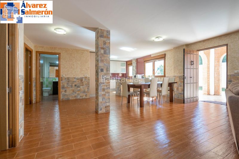 Foto 1fa32f77-8b07-48d1-a96d-78a9507ca1d4. Casa amb calefacció aparcament a Peligros