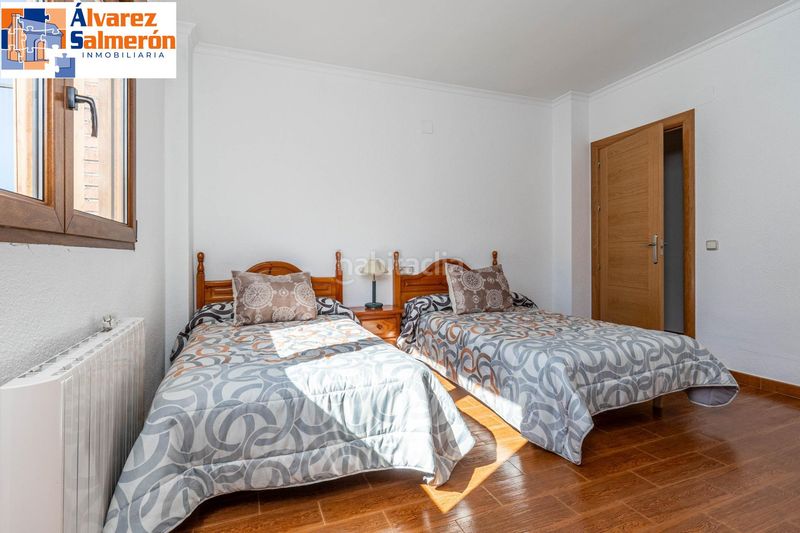 Foto fa5aa49c-cd1a-4ee6-99b4-87268fa4d2f2. Casa amb calefacció aparcament a Peligros