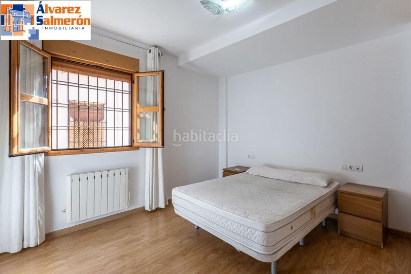 Foto 47685e41-4d2f-4998-8a0d-df6136c5aa49. Dúplex a San Ildefonso Granada