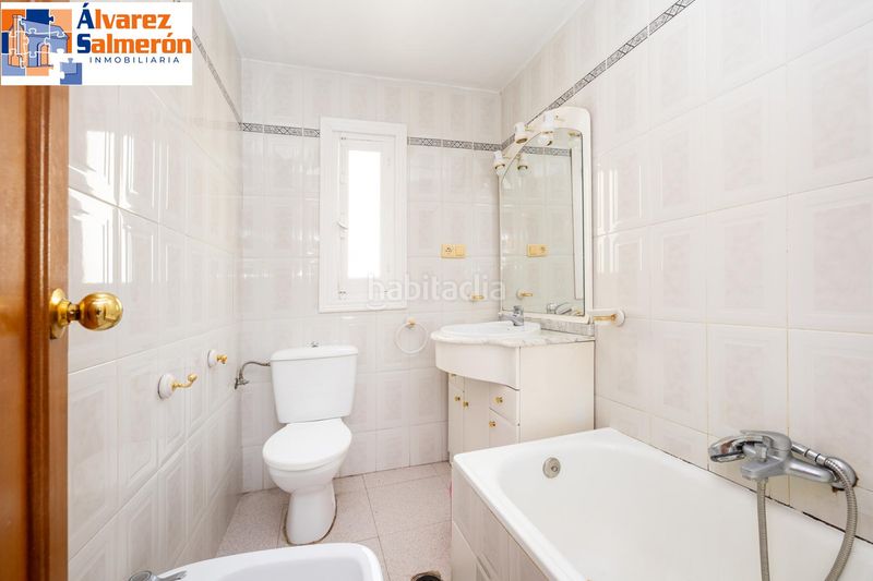 Foto 52a11610-8b33-49a5-af08-64f415b9e785. Pis a Camino de Ronda Granada