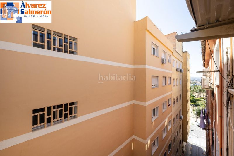 Foto e43580ca-eae3-42ae-b1fe-a9d482862a2c. Pis a Camino de Ronda Granada