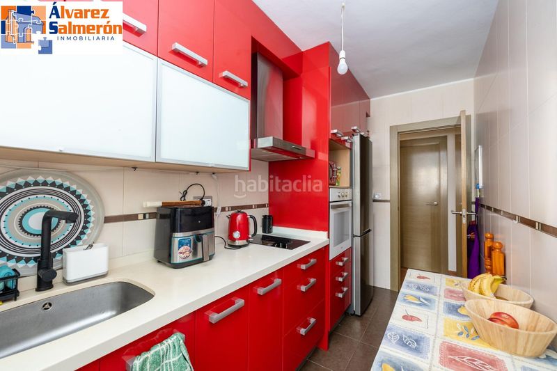 Foto 42c15f48-0f7b-46af-beb7-fb03bac7a9d3. Pis a Barrio de Zaidín Granada