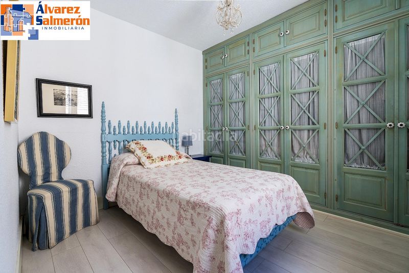 Foto f3c332ac-aa3a-4ccb-980d-2c24a23e9427. Àtic a Pajaritos Granada