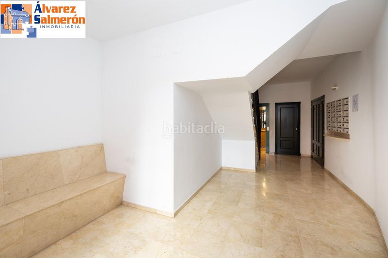 Foto 4a945b38-3ff8-408c-b67e-4932e7e78b43. Casa adossada amb calefacció aparcament piscina a Granada