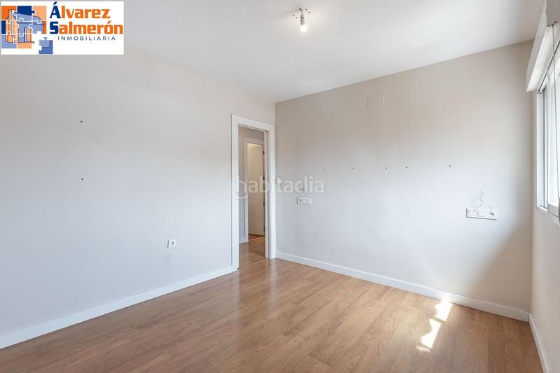 Foto 1f5ed2d0-6941-421f-a050-c97fccc8e63c. Pis a Barrio de Zaidín Granada