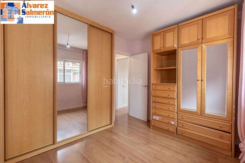 Foto b79d4b1f-b3f0-4d49-834d-a91801268ed1. Pis a Barrio de Zaidín Granada