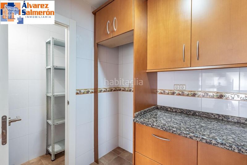 Foto be05a487-71bb-4f89-9ec5-05cf8e227bf3. Pis a Barrio de Zaidín Granada