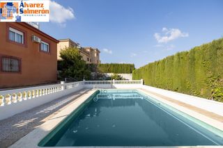 Chalet  Calle de la azucena. Y si el éxito fuera algo tan sencillo como la paz de ver atardec