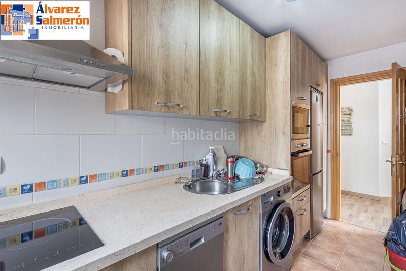 Foto 6781591a-1dfb-4c41-af7f-42636a373586. Àtic amb aparcament a Barrio de la Vega Monachil