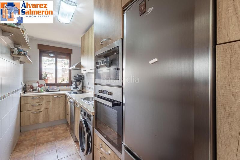 Foto 9aba7a5d-d96e-4d00-b574-8ff8cc479f6f. Àtic amb aparcament a Barrio de la Vega Monachil