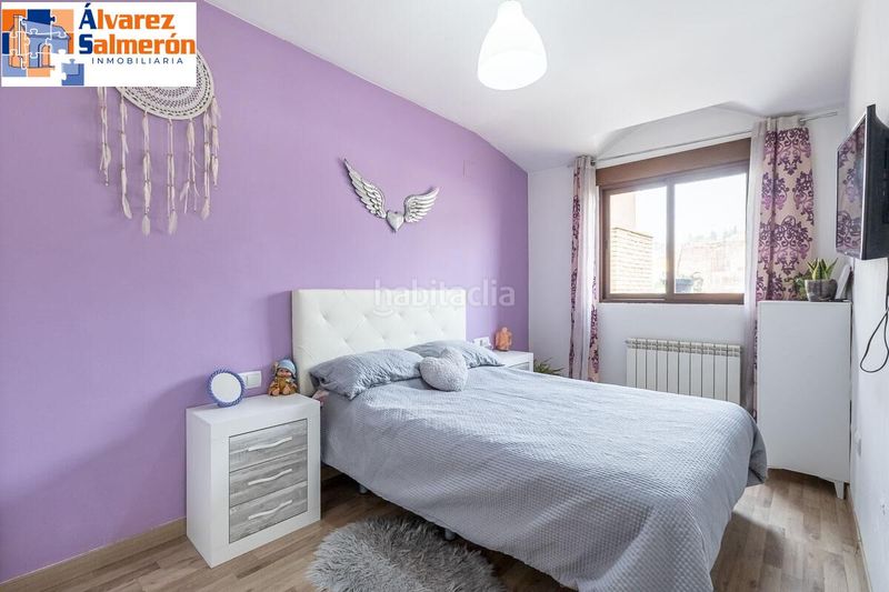 Foto fef11298-715b-4ccd-bee6-dbd53e7d52c4. Àtic amb aparcament a Barrio de la Vega Monachil