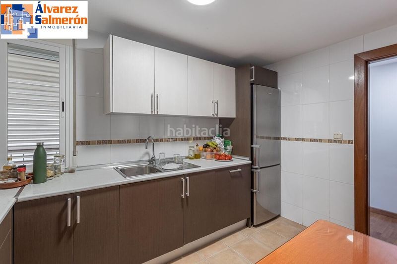 Foto a34af57e-187b-49f0-81d4-7ad397d7f17a. Pis amb aparcament a Barrio de la Vega Monachil