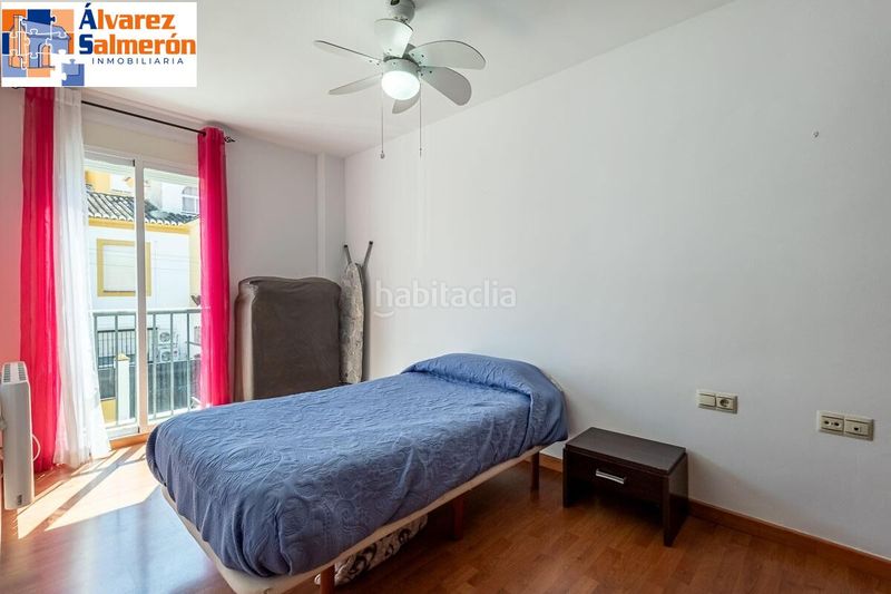 Foto c61d3ca3-f748-4ef9-a231-da93eca6d3c8. Pis amb aparcament a Barrio de la Vega Monachil