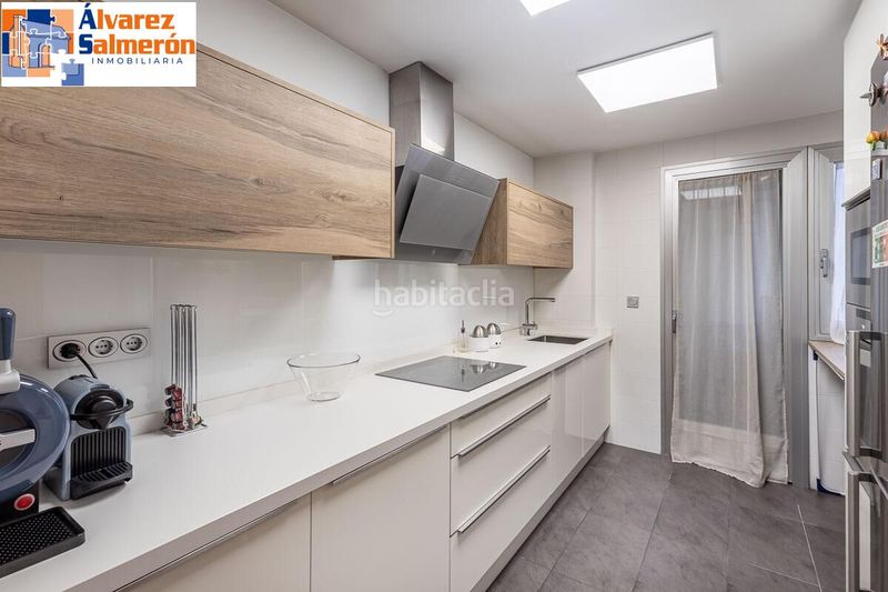 Foto 174fb8c2-8fb2-4e8c-b6e7-1048e56a3463. Pis amb calefacció aparcament piscina a Carretera de Granada-La Alcazaba Alhendín